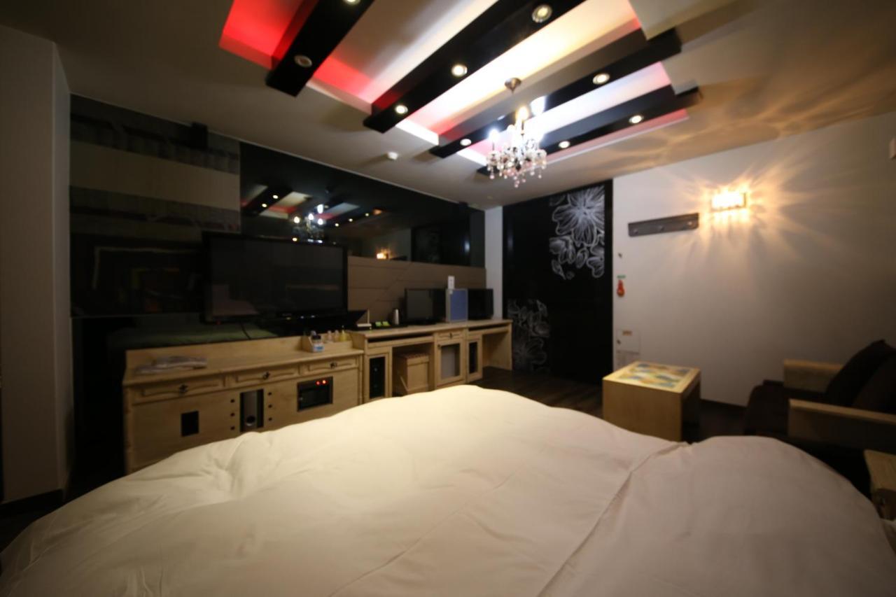 Dubai Hotel Daejeon Extérieur photo