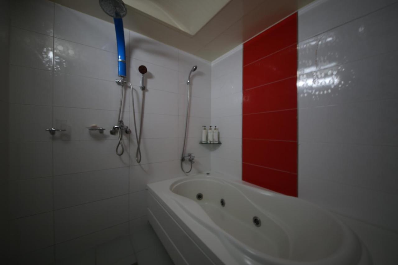 Dubai Hotel Daejeon Extérieur photo