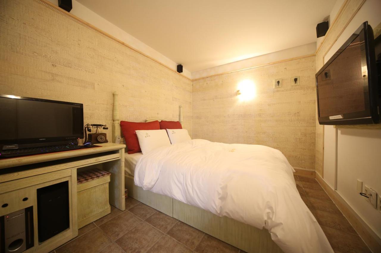 Dubai Hotel Daejeon Extérieur photo
